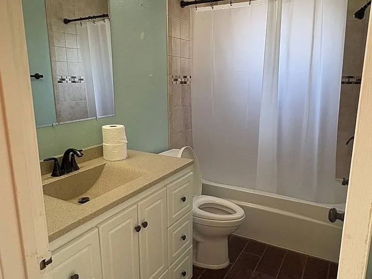 8139 Winfield Dr — Photo 7
