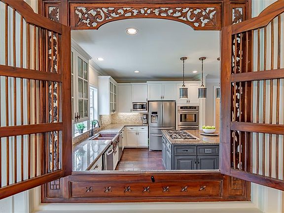 5th image of 3110 Huntington Ct