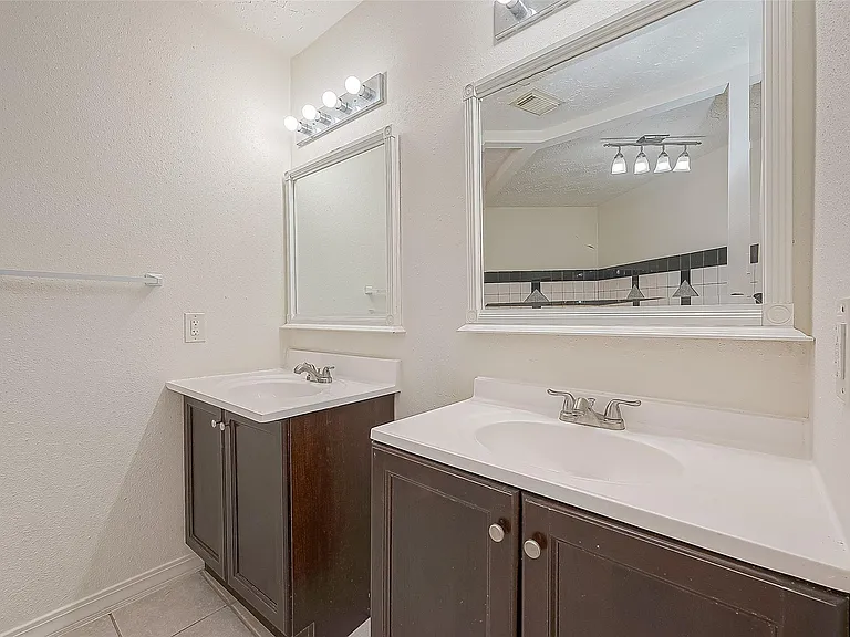 3806 Embarcadero Dr — Photo 34