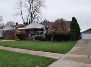 7322 E Frumin Ct, Westland, MI 48185