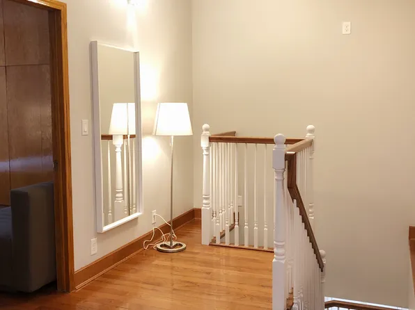 122 Elizabeth Street image 5 of 12