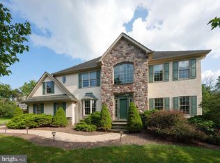 8 Quail Ln, Ottsville, PA