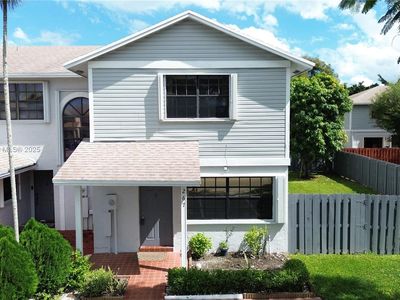 267 NW 106th Ter, Pembroke Pines, FL, 33026