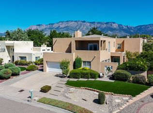 10016 Academy Knolls Dr NE, Albuquerque, NM 87111