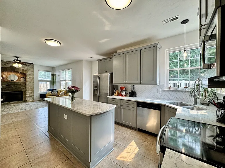 2201 Elindra Ct — Photo 17