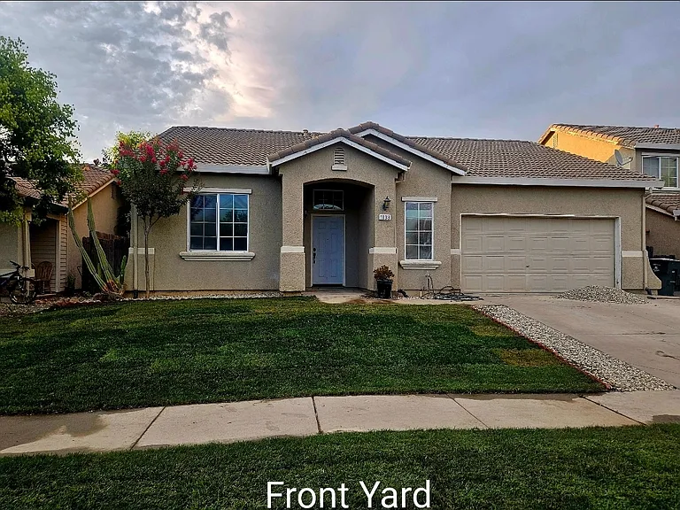 1133 Plumas Links St — Photo 1