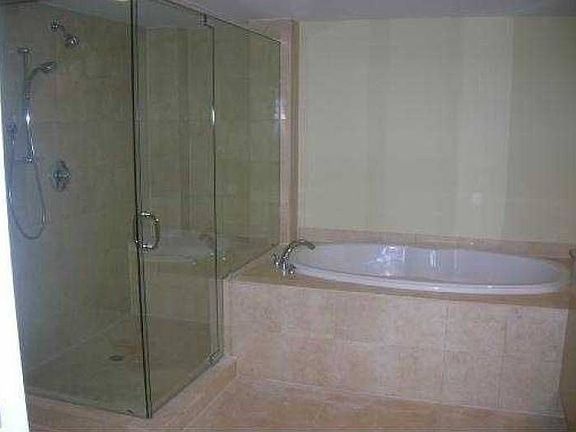 MASTER BATH SPA