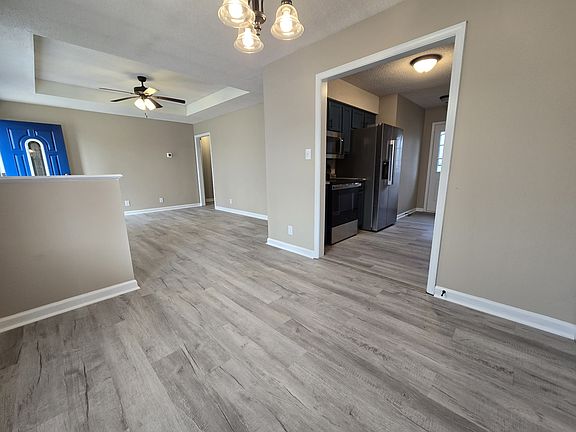 5th image of 415 Carter Rd