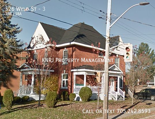 1st image of 526 Wyld St
