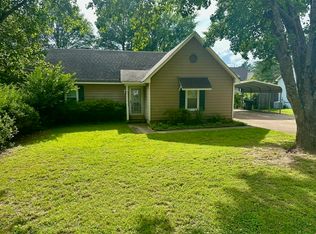 173 Wilson St, Collierville, TN 38017