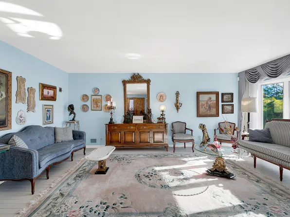 2708 East 66th Street image 6 of 23