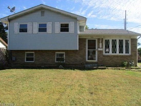 1st image of 928 Rosewood Dr