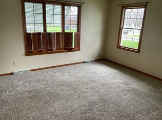 627 Trease Rd, Wadsworth, OH 44281