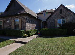 2005 W Decatur St, Broken Arrow, OK 74011