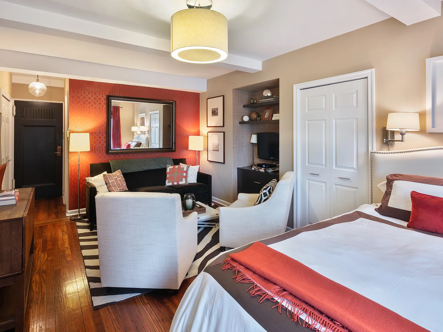 5 Tudor City Place — Photo 2