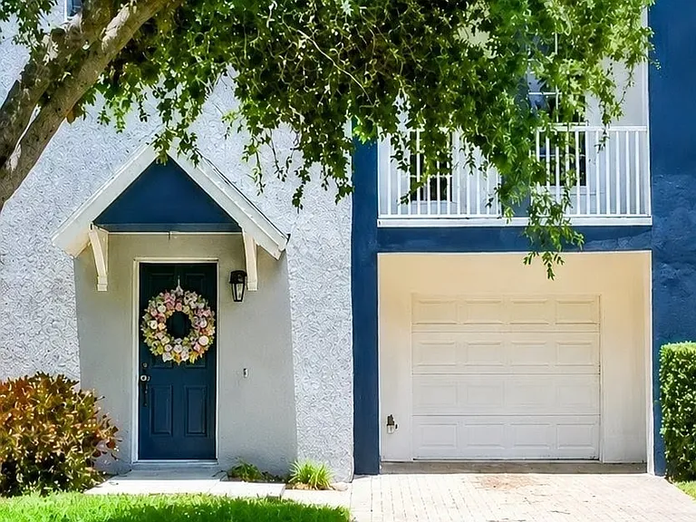 4535 Legacy Park Dr — Photo 1