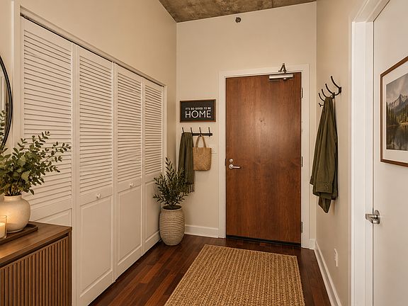 3rd image of 1305 S Michigan Ave APT 1402