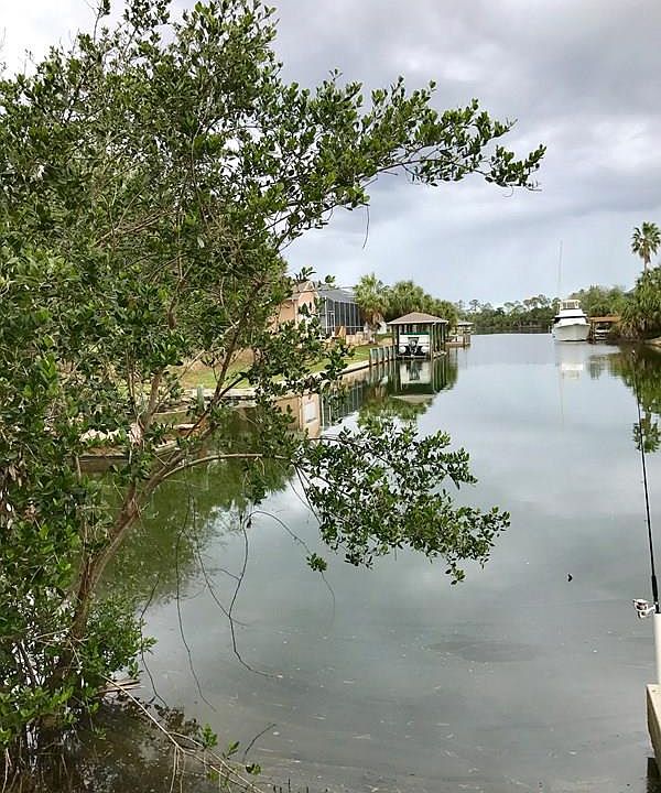 1st image of 16 Creek Ct