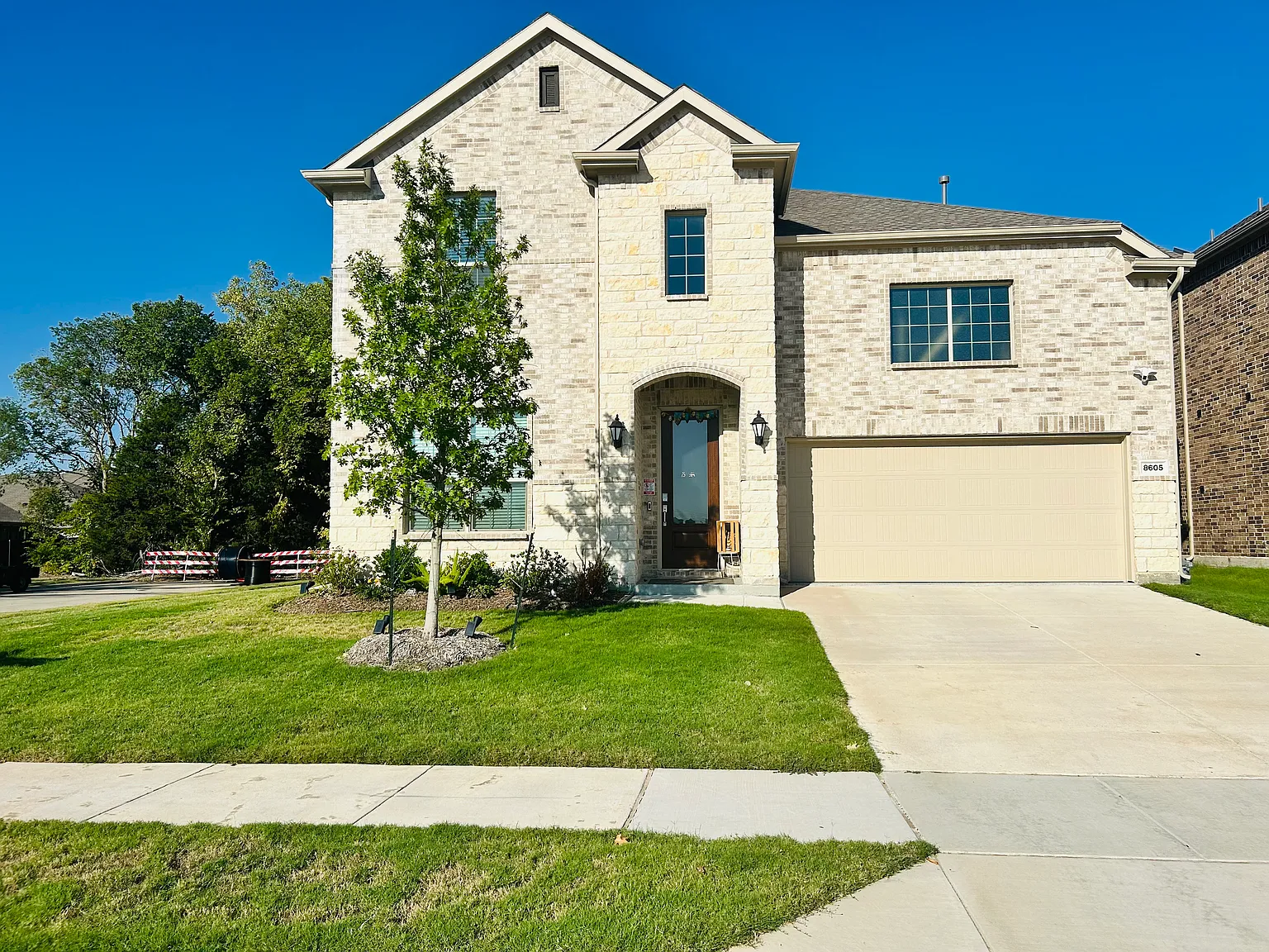 8605 Red Fox Trl — Photo 1