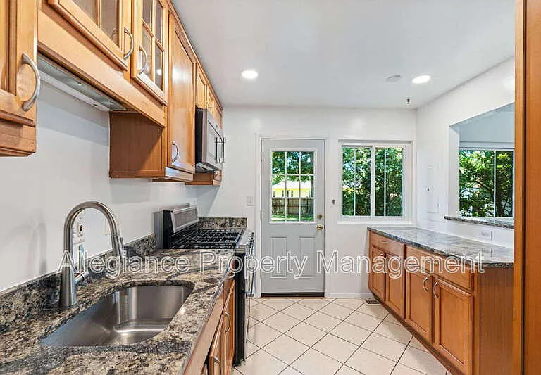 6610 Bowie Dr — Photo 12