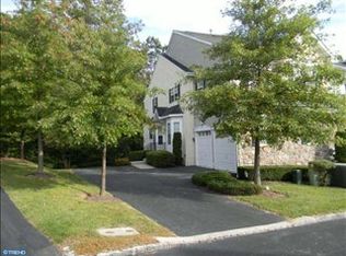 10 Longview Ln, Newtown Square, PA 19073