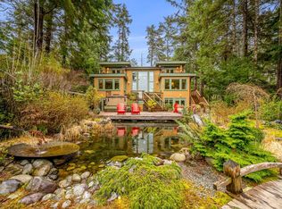 1257 Lynn Rd, Tofino, BC V0R2Z0