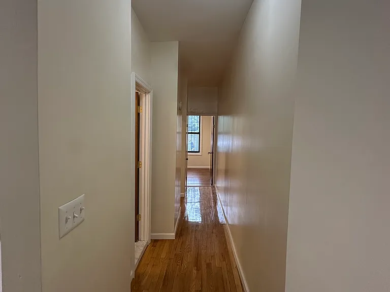 2519 Beverley Rd #1 — Photo 5