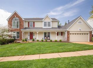 789 Whispering Meadows Dr, Ballwin, MO