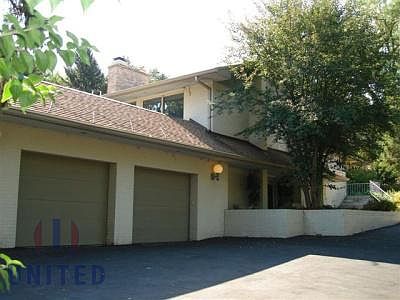 1st image of 416 40th St