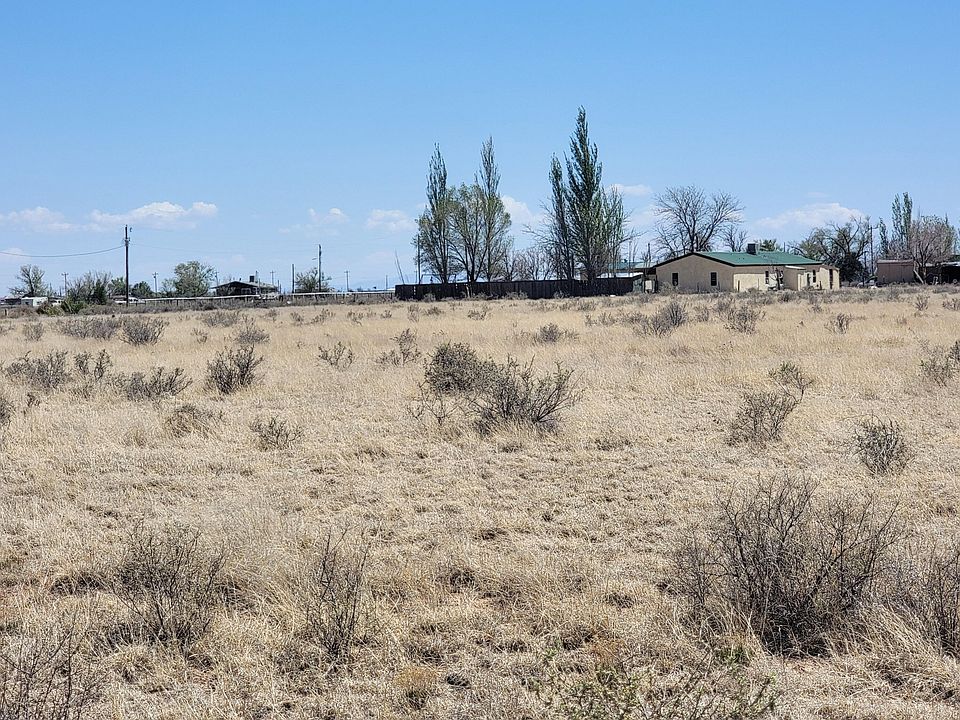 2nd image of 6 Sierra Vista Rd