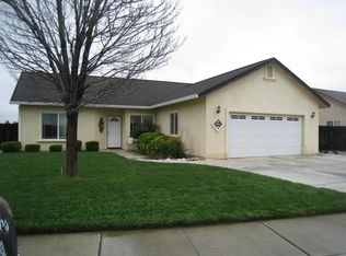 1964 North St, Corning, CA 96021