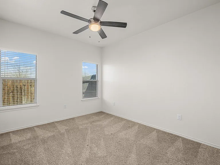 5708 Lehigh St — Photo 10
