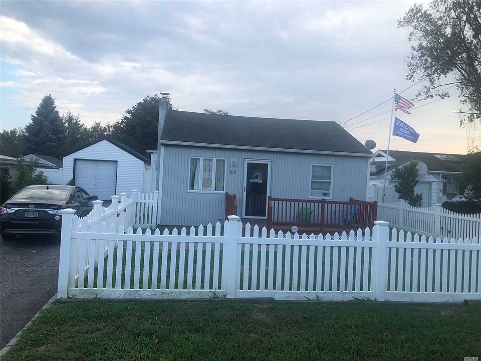 1st image of 62 Cherubina Ln
