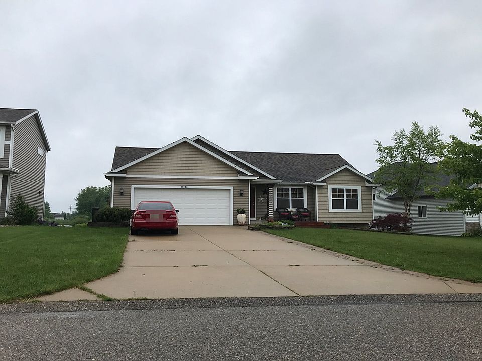 1st image of 11936 Hickoryrow Dr