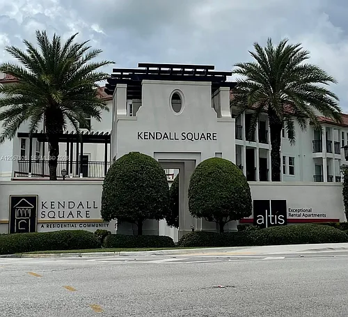 9341 SW 170th Psge #STUDIO Photo 1