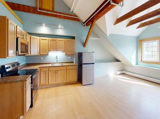 7 Bank St #3, Lebanon, NH 03766