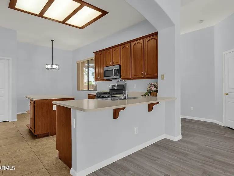 16784 W Nottingham Way — Photo 8