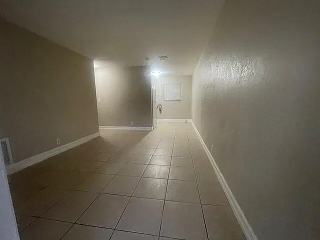 400 Metcalf Ct — Photo 40