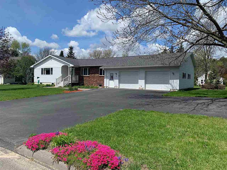 1st image of 8 Haley Dr