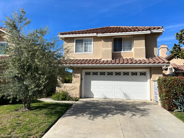 24719 Via Madera