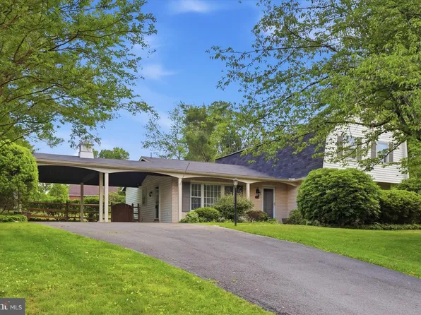 3710 Queen Mary Dr, Olney, MD 20832