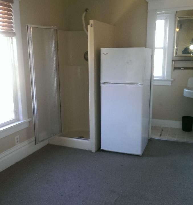 1st image of 117 S Hayward St APT 2