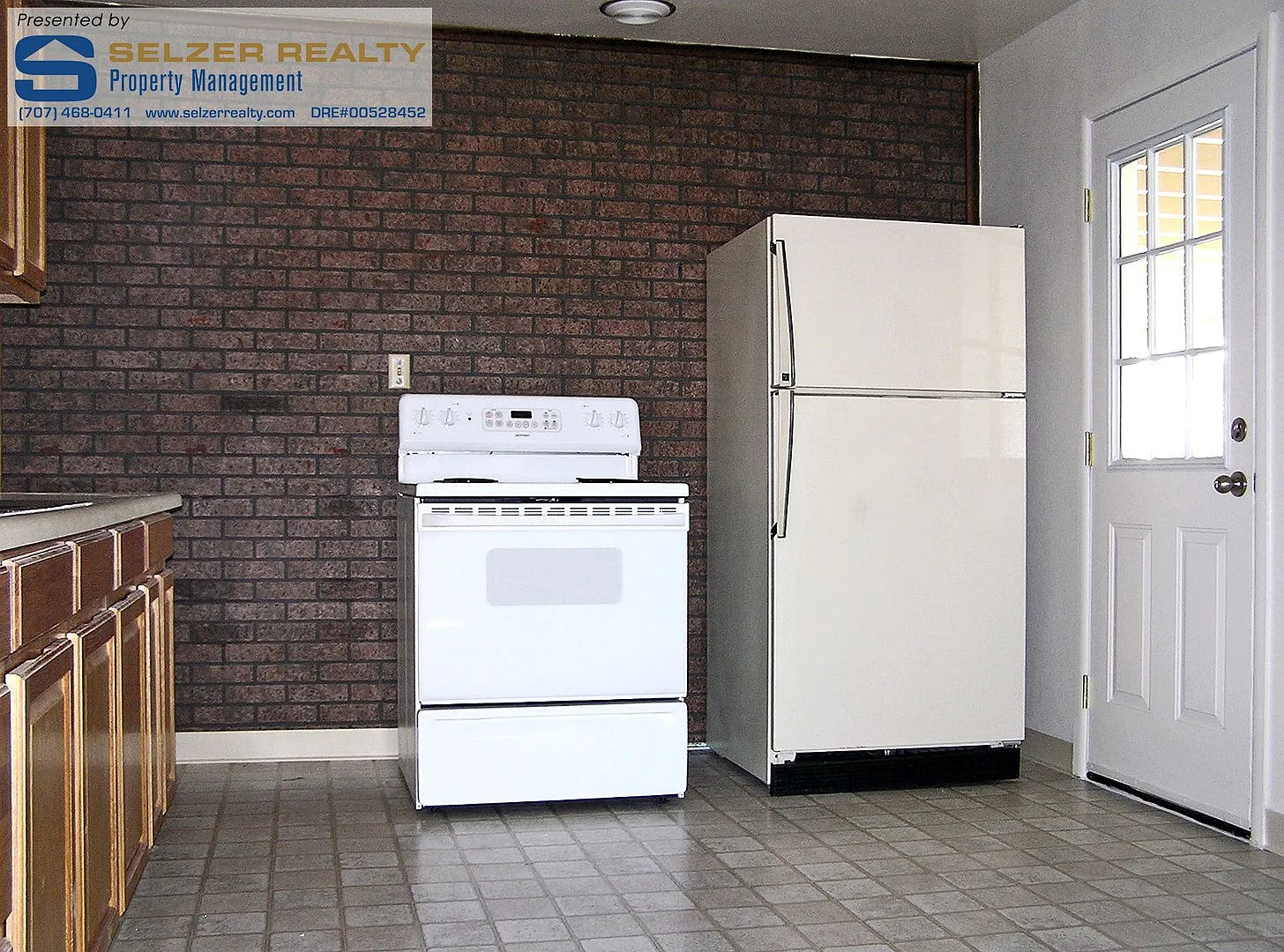 Cozy 3 bd. home near schools & shopping! — Photo 4