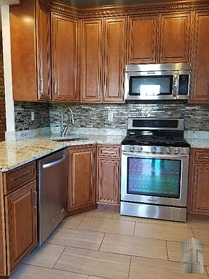 Rented by Skyline Group Real Estate | media 5