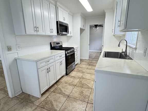 5th image of 123 Roxanna Dr