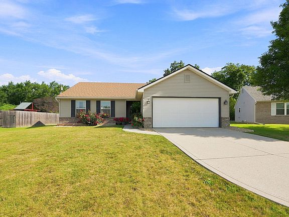 2nd image of 317 Passier Ct