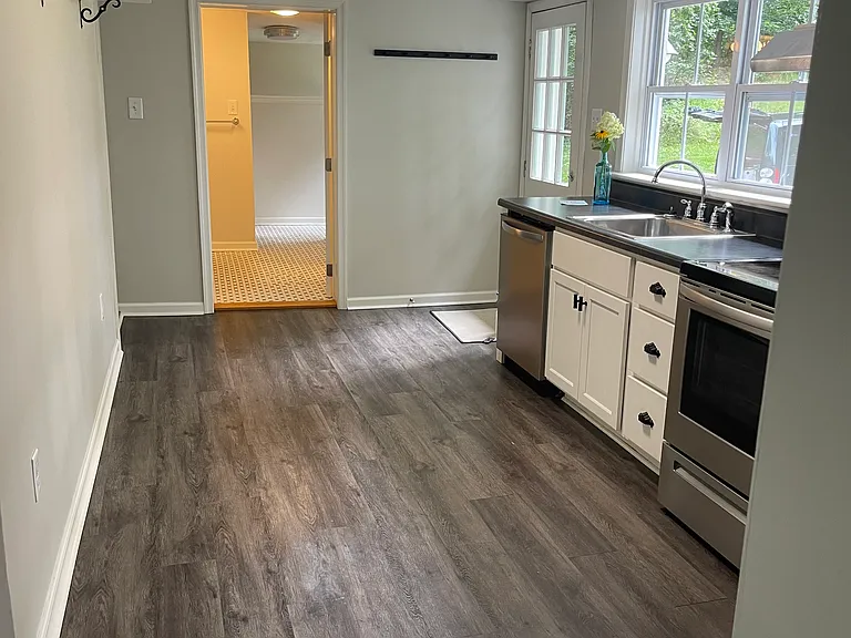 102 Welch Park Pl — Photo 7