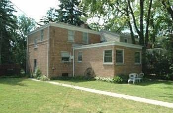 2nd image of 1001 Forest Ave