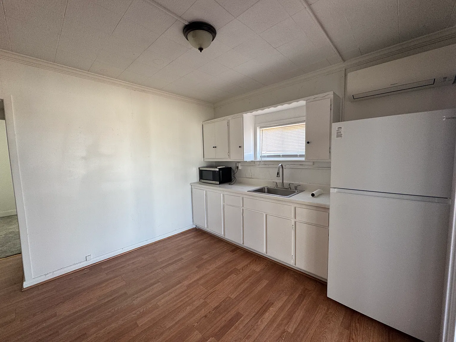 1 bed, 450 sqft, $800 — Photo 2