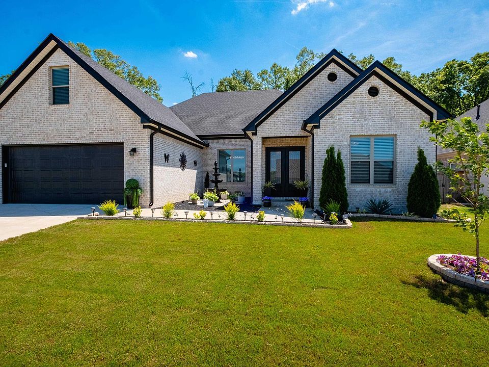 1st image of 86 Lucia Ln